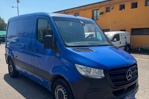 0698 FURGONE MERCEDES SPRINTER 2020