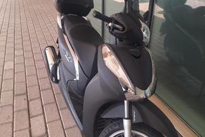 Honda SH 300 - 2015