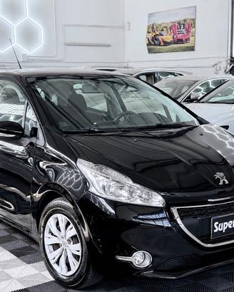 Peugeot 208 1.4 HDi 68 CV 5 porte Allure