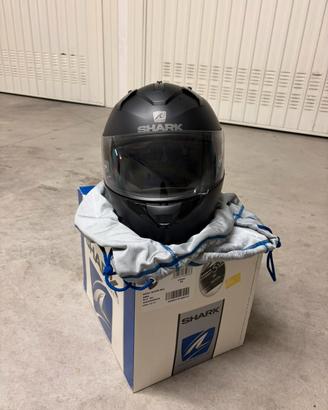 Casco Shark