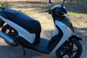 Honda Sh 125 isport 2011