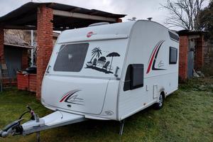 Burstner Averso 440 tk con basculante