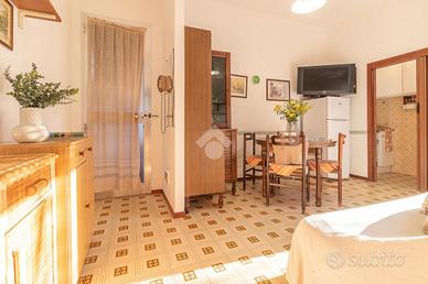 2 LOCALI A CESENATICO