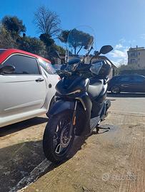 VOGE  SFIDA SR16 125 cc