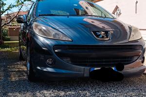 Peugeot 207 1.4 hdi diesel adatta a neopatentati 