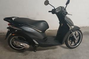 Piaggio Liberty 50 S km 5.200 2019 € 1.500