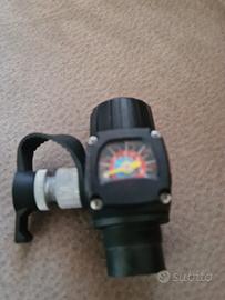 Gonfiatore con manometro 