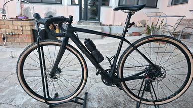 bicicletta  Gravel Trek full carbon