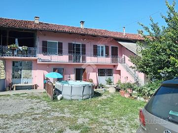 CASA INDIPENDENTE A SCALENGHE