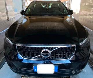 Volvo XC40tdi-4x4-150 cv- 2000cc-140000km-anno 202