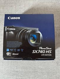 Canon SX740 HS