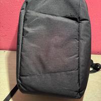 Zaino PURO in tessuto tecnico con porta USB