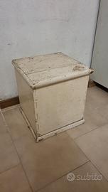 Mobiletto in legno inizio '900