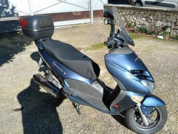 Scooter Aprilia Leonardo 250 cc