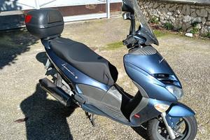 Scooter Aprilia Leonardo 250 cc