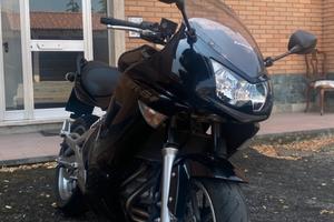 Kawasaki ER-6F 650cc