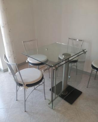 Tavaolo in vetro con 6 sedie