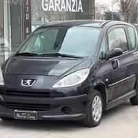 Peugeot 1007 1.4 Happy- Neopatentati- Garanzia