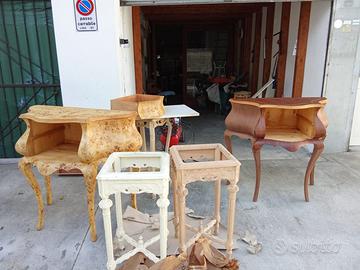 mobili pregiati e intagliati a mano