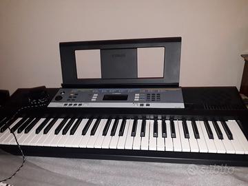 Tastiera  Yamaha YPT-240