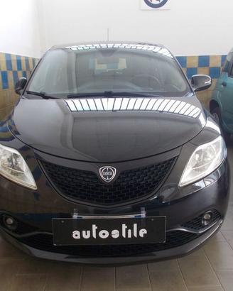 Lancia Ypsilon 1.3 Multijet 95cv S&S Platinum...
