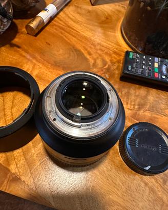 Nikon AF-S 85 f1.8 G