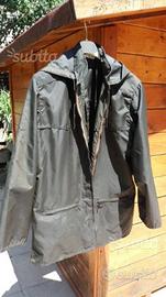 Giacca a vento verde militare