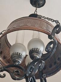 Lampadario in ferro battuto