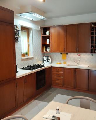 Cucina SCAVOLINI in legno di ciliegio