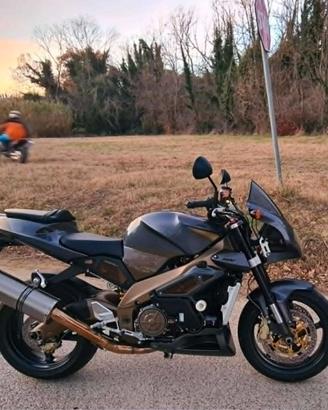 Aprilia Tuono/Rsv  1000 Figther