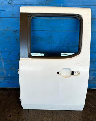 PORTIERA POSTERIORE SINISTRA MAZDA BT-50 Serie (20