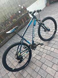 Bicicletta Btwin Rockrider 520