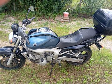 Yamaha Fazer 600 2004