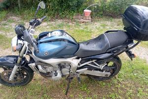 Yamaha Fazer 600 2004