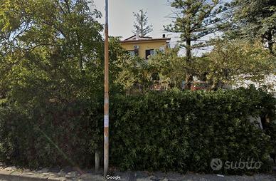 Monolocali e appartamento arredato