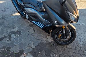 Yamaha T Max 2015
