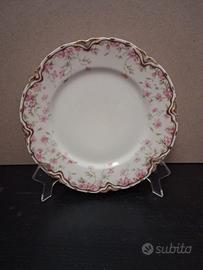 Serie di 4 piatti dolce in porcellana decorata