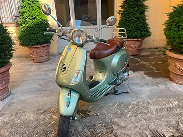 Vespa LXV 125 - come nuova