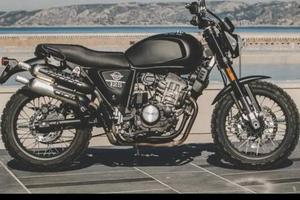 Moto SWM Gran Milano Outlaw 125