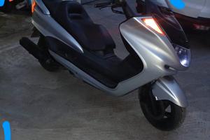 Yamaha Majesty 250