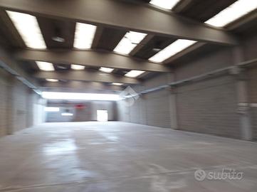 CAPANNONE A CASTANO PRIMO