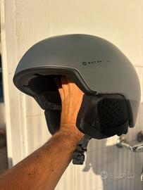 Casco snowboard e sci