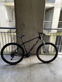 KTM Ultra Sport 29 Taglia M Shimano XT 3x10 Nuova