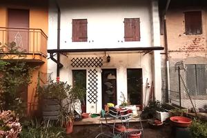 Casa ristrutturata a nuovo con giardino