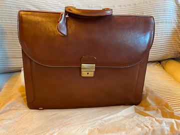 VALIGETTA 24 ORE IN VERA PELLE COLOR QUOIO