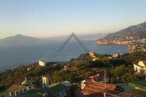 Palazzo / Stabile di 1200 m² a Sorrento