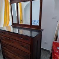  cassettiera d'epoca con specchio