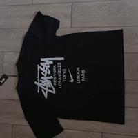 maglia stussy nera