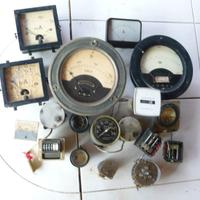 Serie di strumenti elettrici di misura