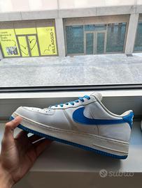Nike Air Force 1 Low blu royal.
